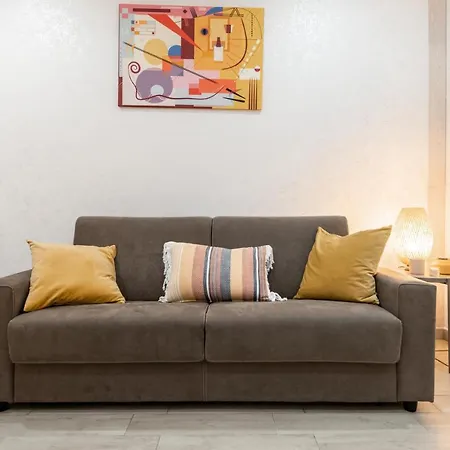 Yhellow Comfy Apartment