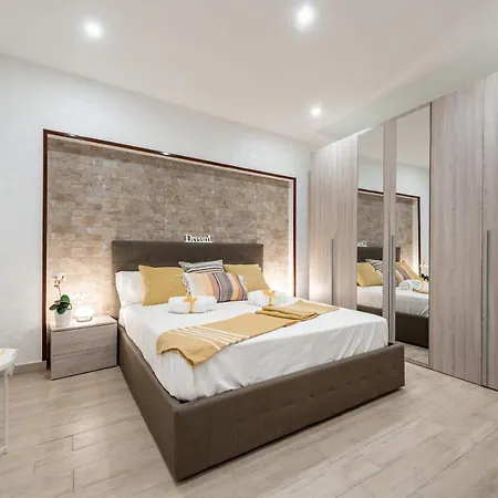 Yhellow Comfy Apartment Bari