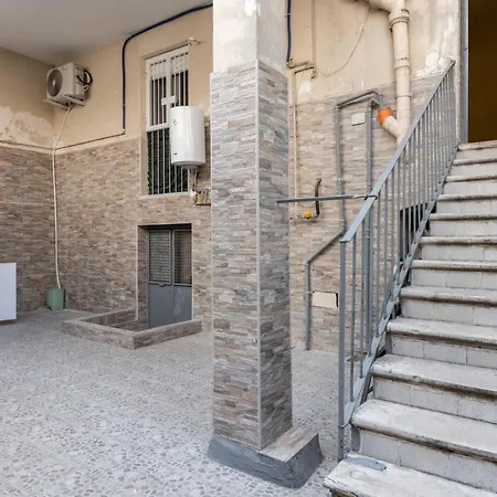 Apartment Yhellow Comfy Bari